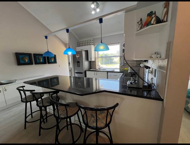 2 BEDROOM APARTMENT FOR SALE IN MARINA MARTINIQUE